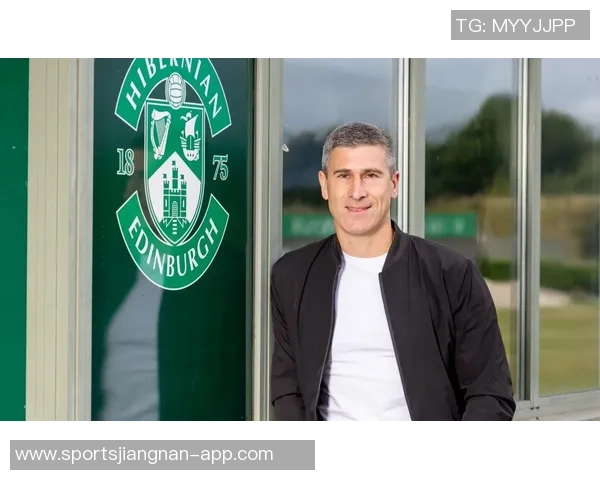 国安新帅蒙哥马利已抵达北京开启执教之旅球迷期待新篇章 国安新帅蒙哥马利已抵达北京开启执教之旅球迷期待新篇章