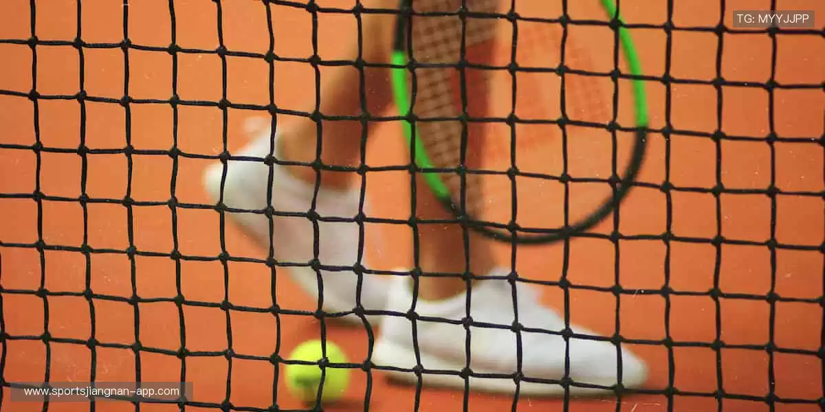 🎯冠军同款，即刻拥有！✨ 体育周边，点燃你的热爱！